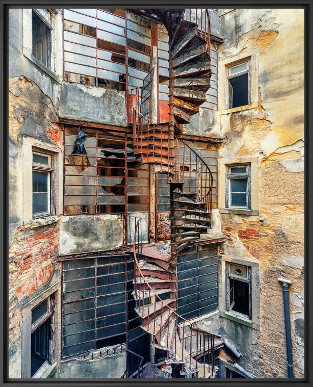 VERTICALITE VUE SUR COUR - AURELIEN VILLETTE - Photographie