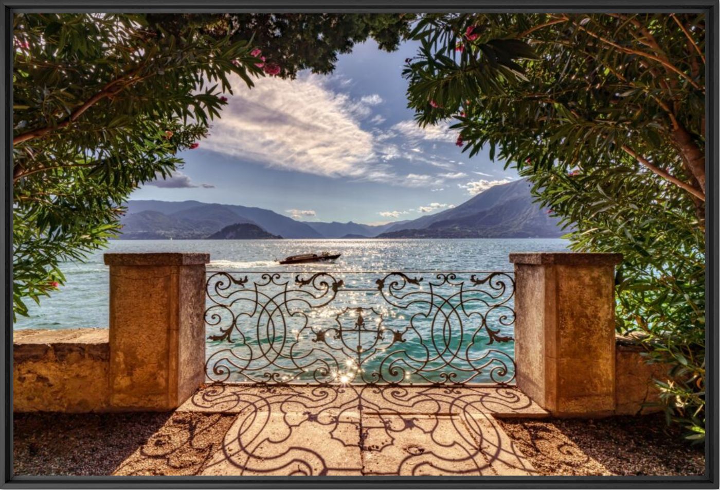 Lago Illuminata - BERNHARD HARTMANN - Fotografie