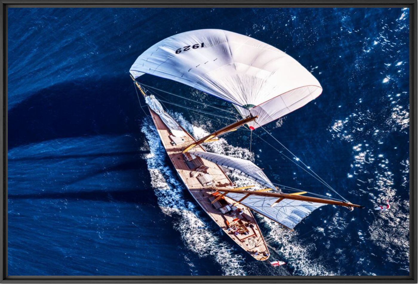 Sailing stormy waters - BERNHARD HARTMANN - Fotografie