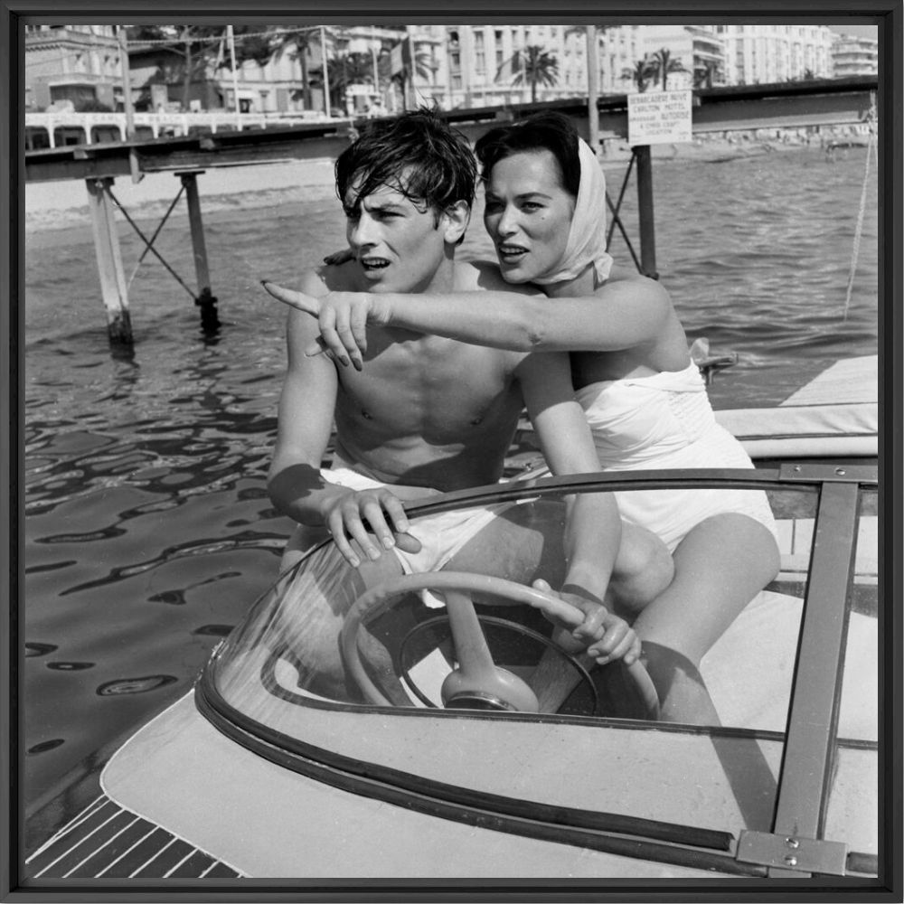 Alain Delon and Bella Darvi boating Cannes 1958 - BRIDGEMAN IMAGES  - Fotografie