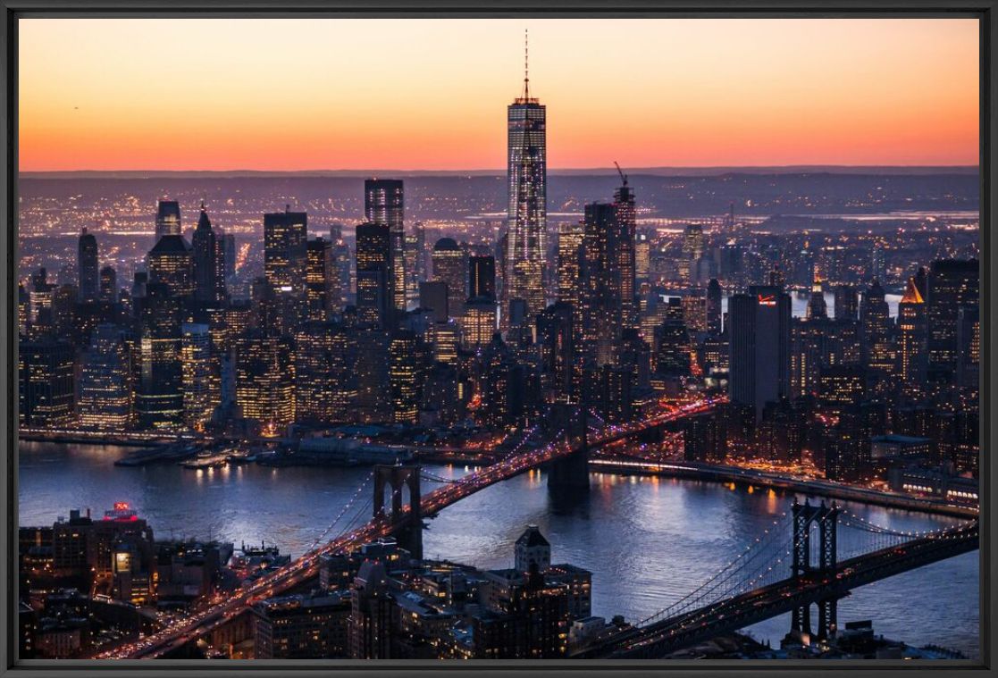 NEW YORK CITY SUNSET FROM HELICOPTER - CALDER WILSON - Photographie