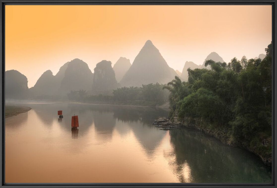 Last Travel on Li River - DANIEL METZ - Photograph