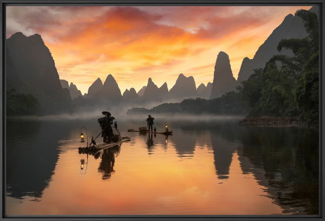 LI RIVER COLORED IN RED - DANIEL METZ - Photograph