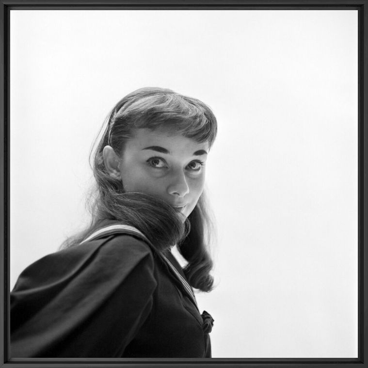MILTON H GREENE AUDREY HEPBURN HIDDEN SMILE -  DE LA FUENTE COLLECTION - Fotograf&iacute;a