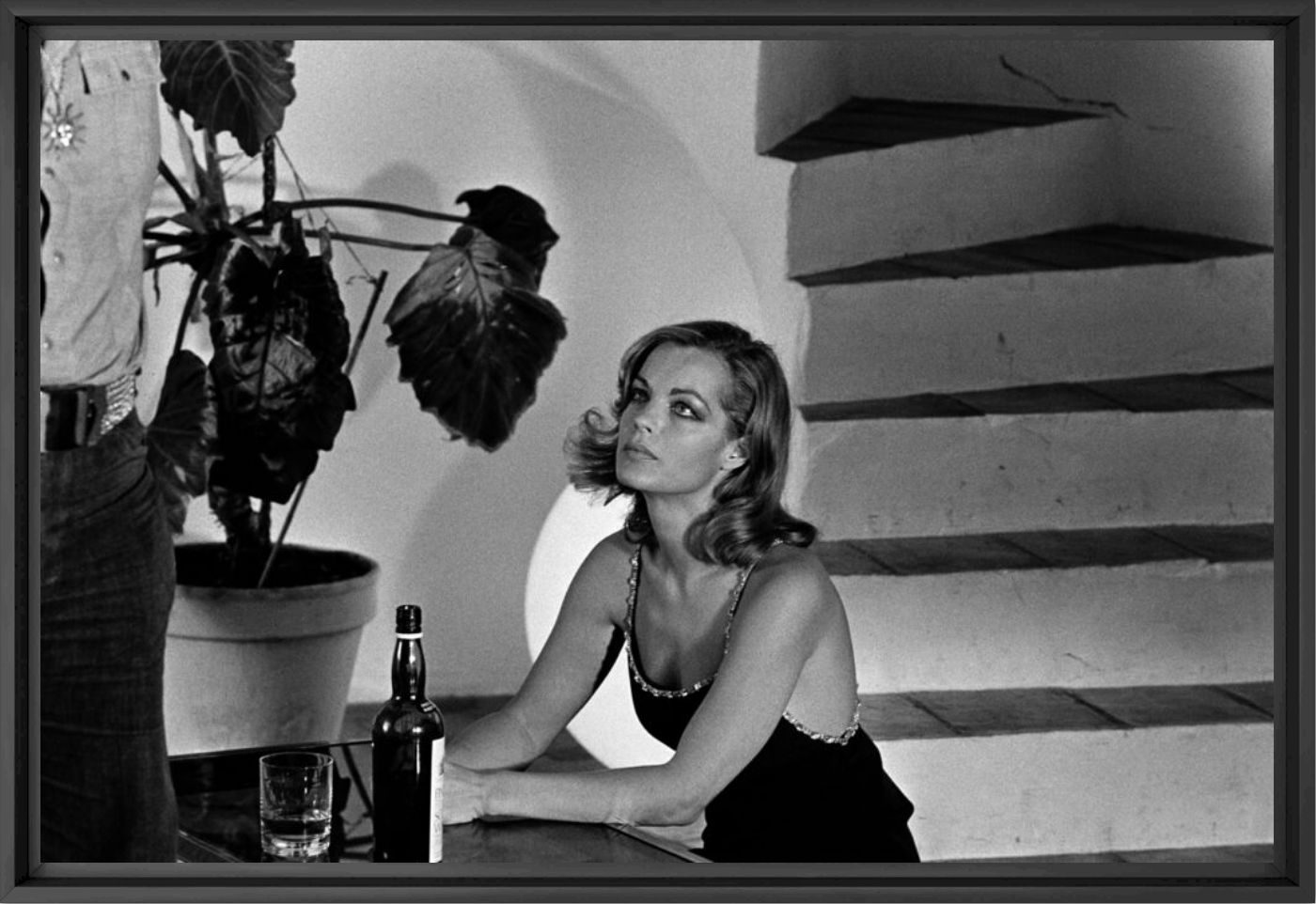 Romy Schneider sur le tournage du film Les innocents aux mains sales -  GAMMA RAPHO - Fotografie