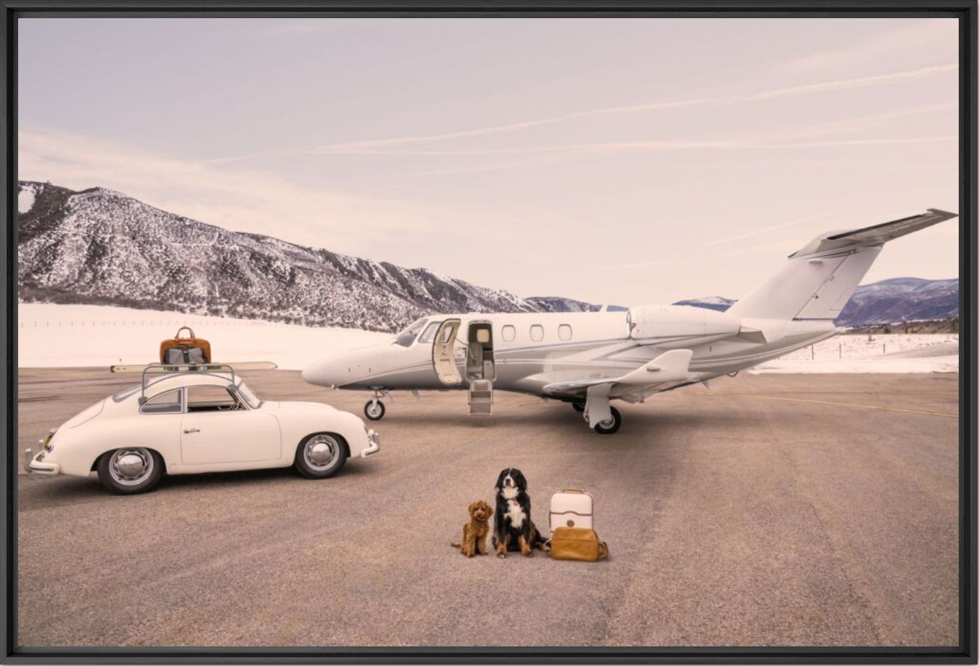 The arrival Aspen private airport - Gray Malin - Fotograf&iacute;a
