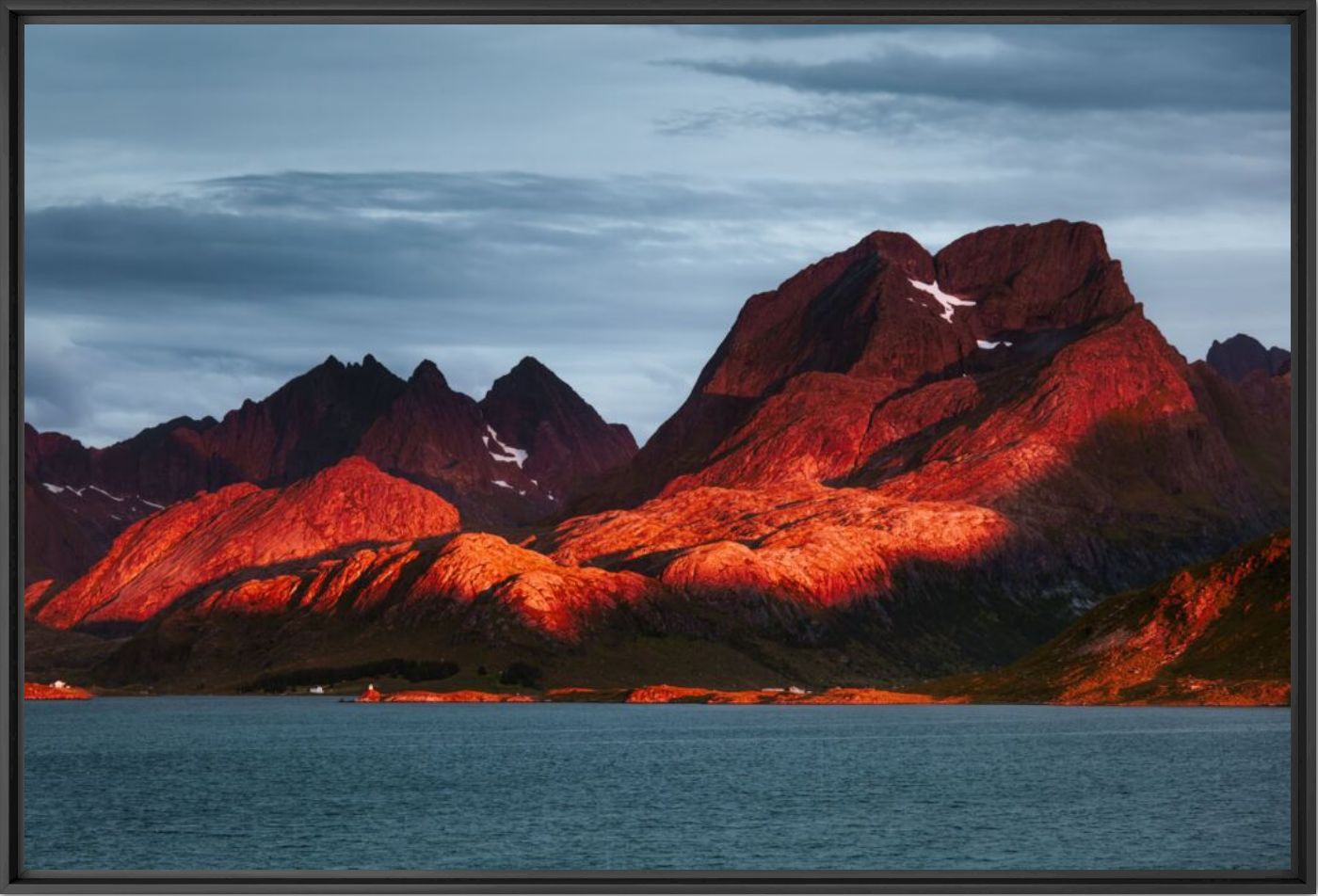 Arctic ember - JAKUB POLOMSKI - Fotograf&iacute;a