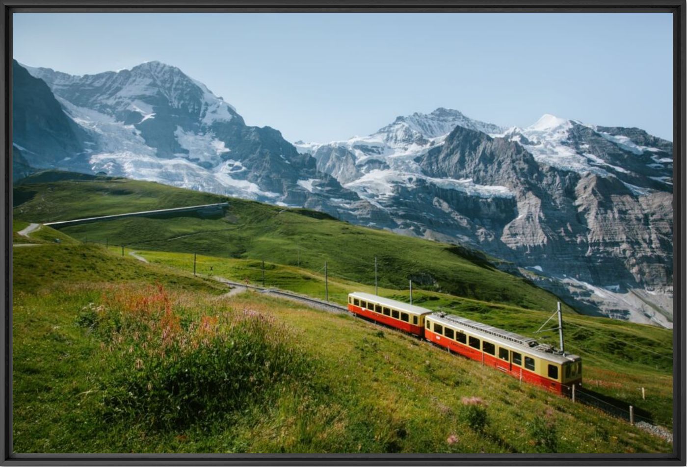 Red train to eternity - JAKUB POLOMSKI - Fotografia