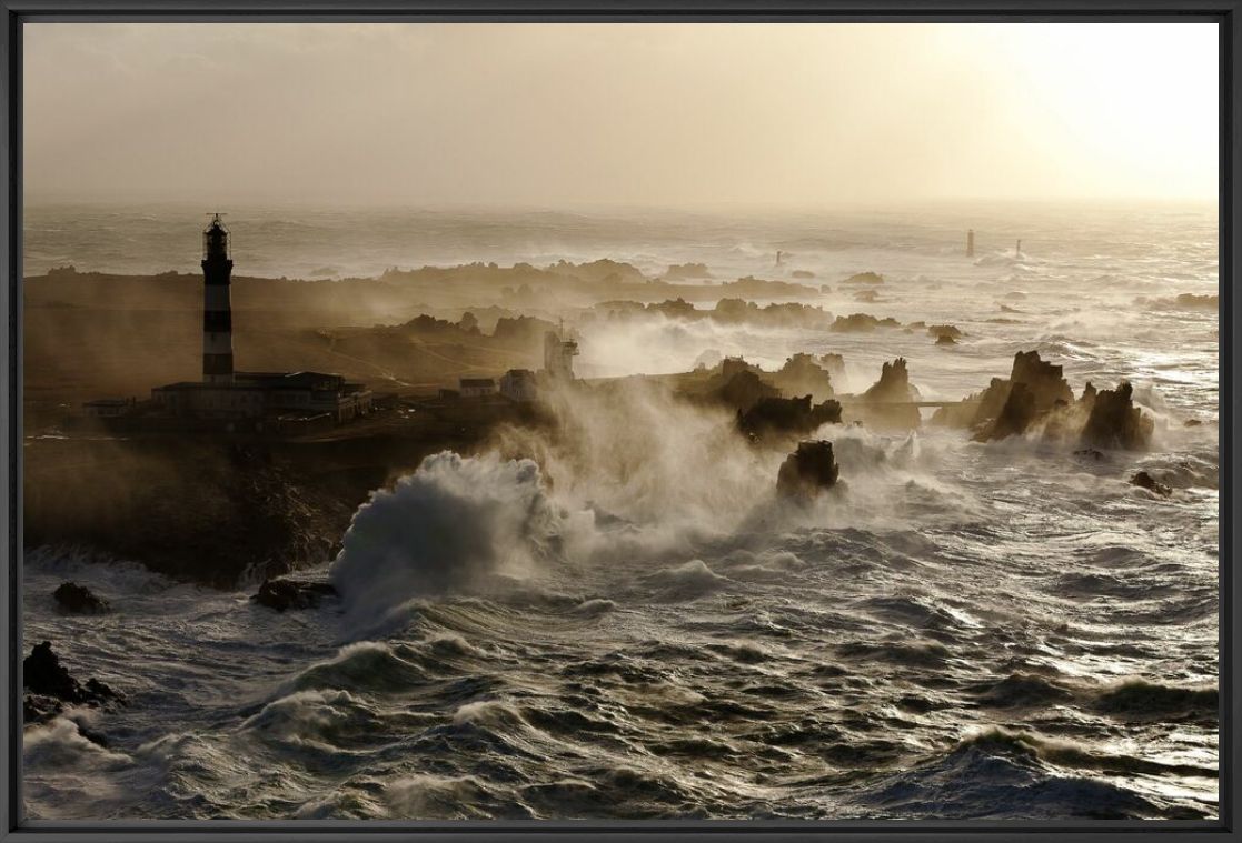 Le phare du Cr&eacute;ac'h - JEAN GUICHARD - Photograph