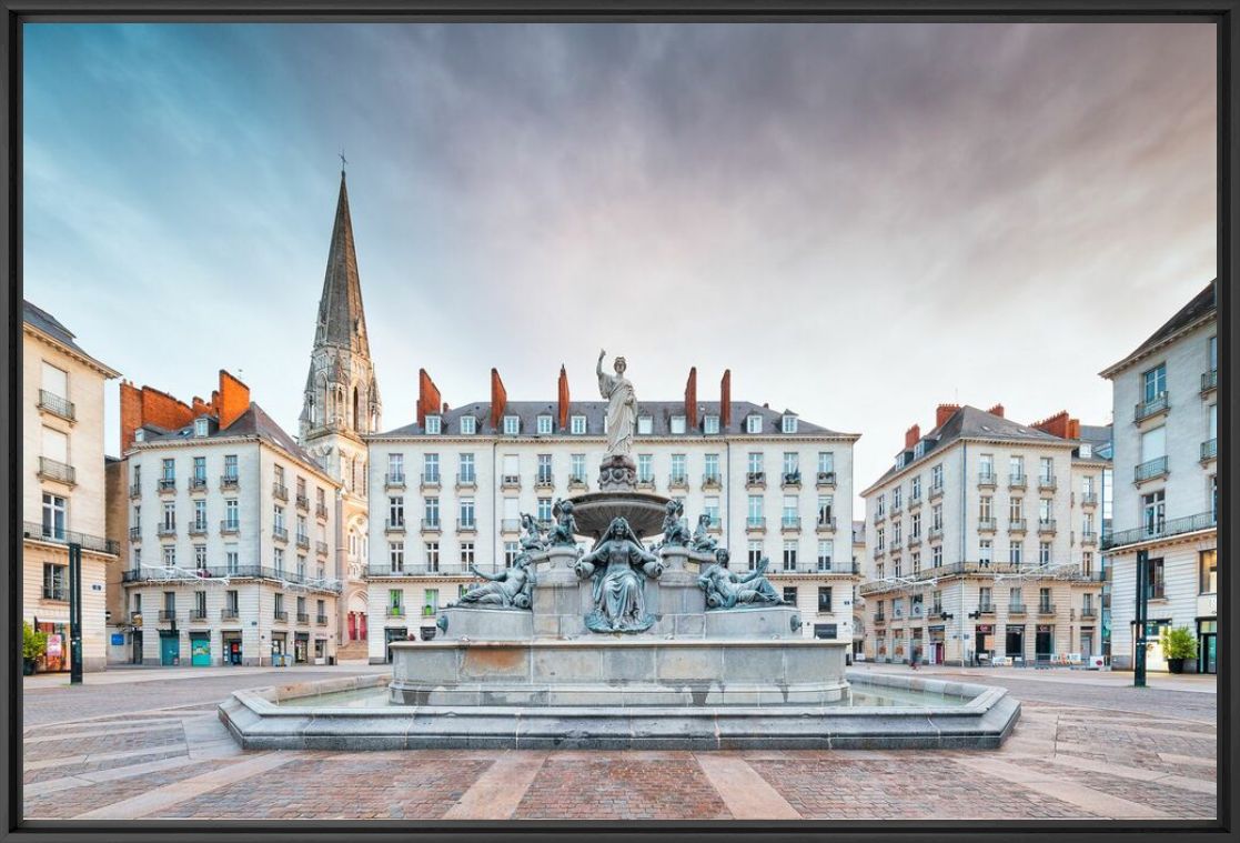 LA PLACE ROYALE DE NANTES - JULES VALENTIN - Photographie