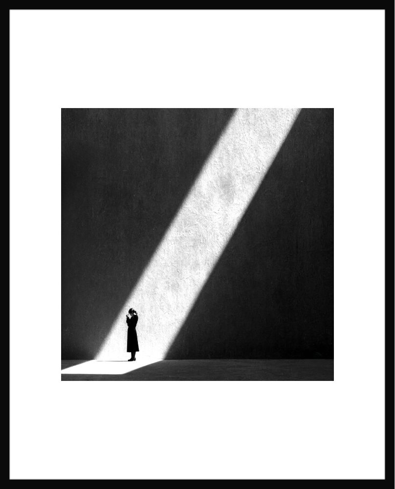 A prayer in light - Kevin Nkrumah - Fotografia