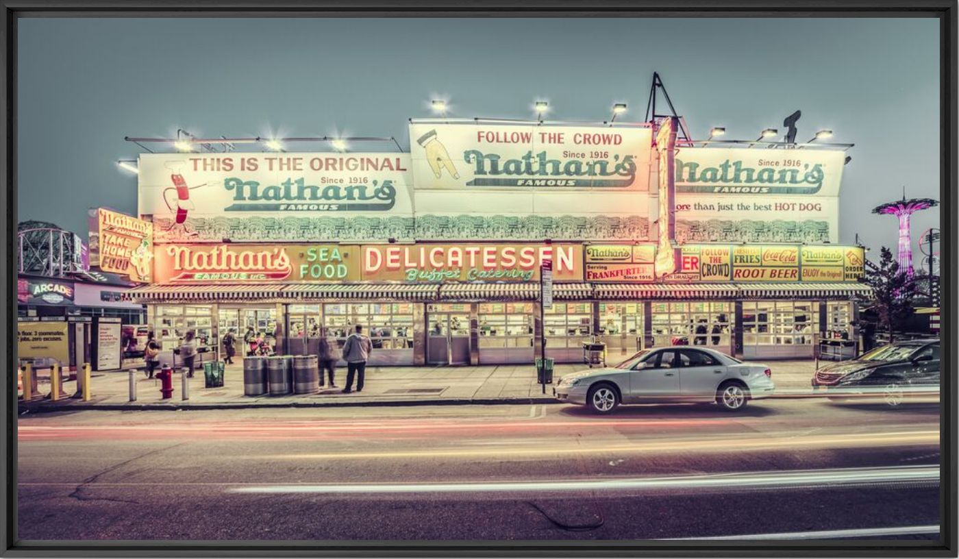 NATHAN'S FAMOUS - LAURENT DEQUICK - Fotograf&iacute;a