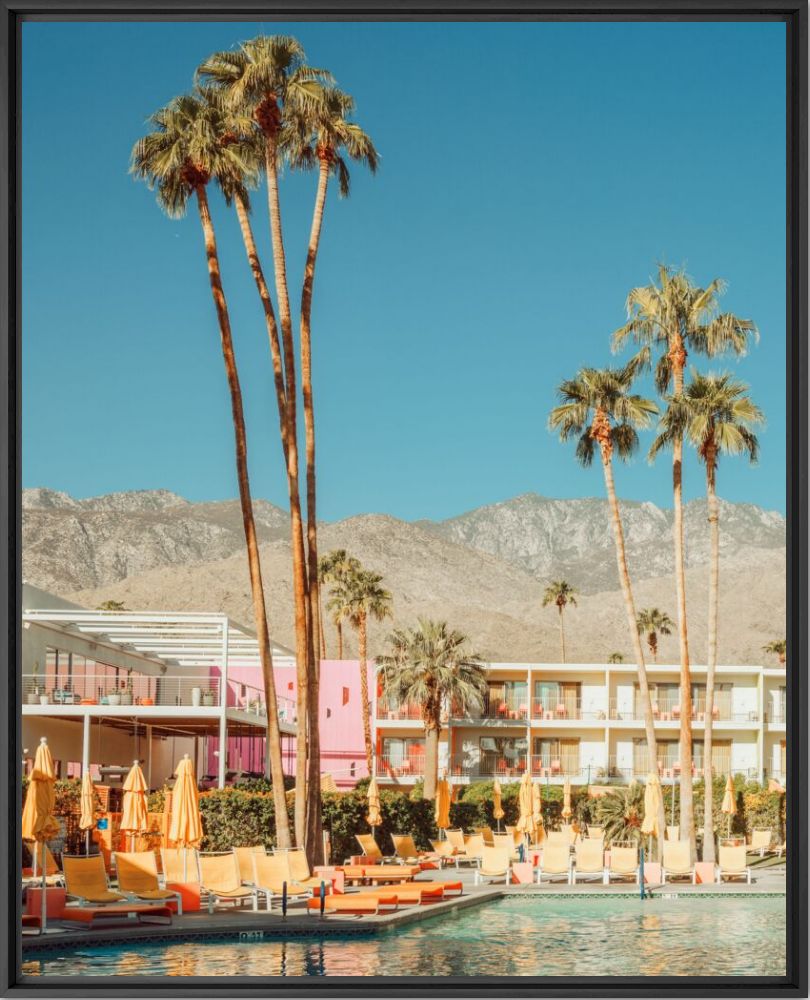ICONIC POOL PALM SPRINGS - LUDWIG FAVRE - Photograph