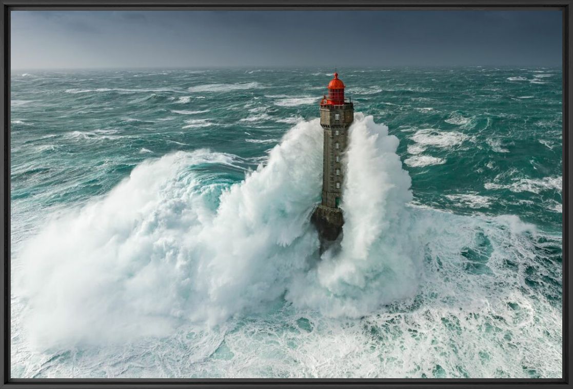 AVIS DE TEMPETE AU PHARE DE LA JUMENT II - MATHIEU RIVRIN - Photograph