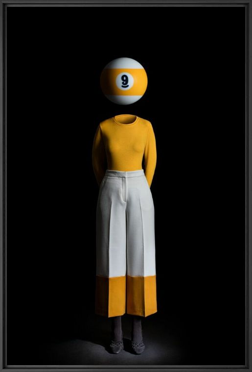 CECI N'EST PAS UNE BOULE DE BILLARD - MIGUEL VALLINAS - Photograph