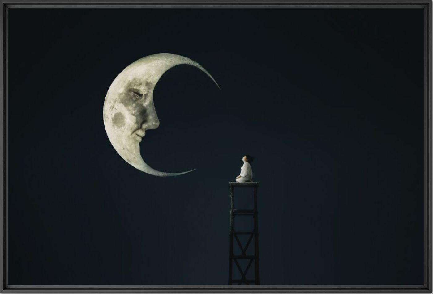 Talk to the moon - MINA MIMBU - Photograph