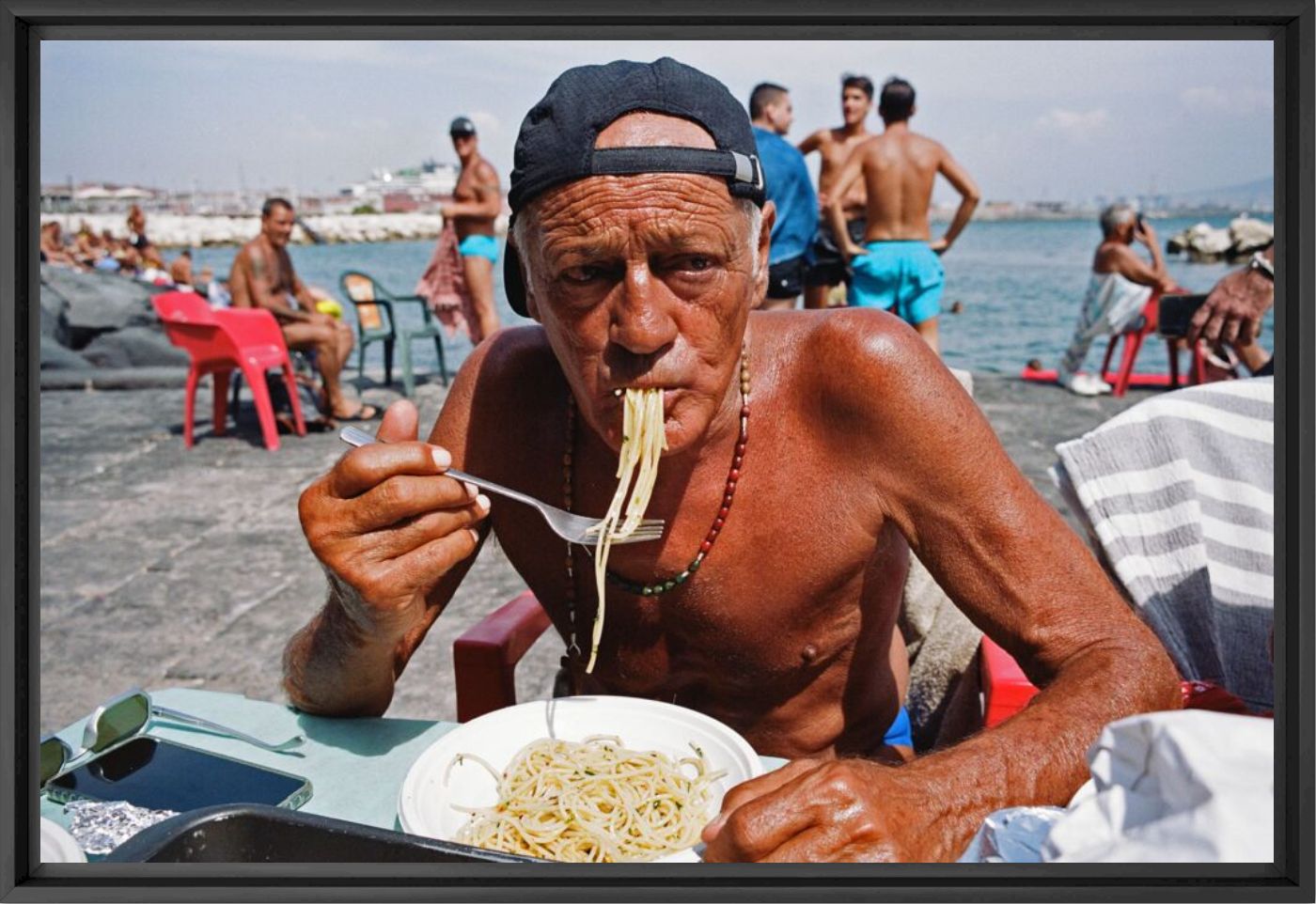 Spaghetti on the beach - Robbie McIntosh - Photographie