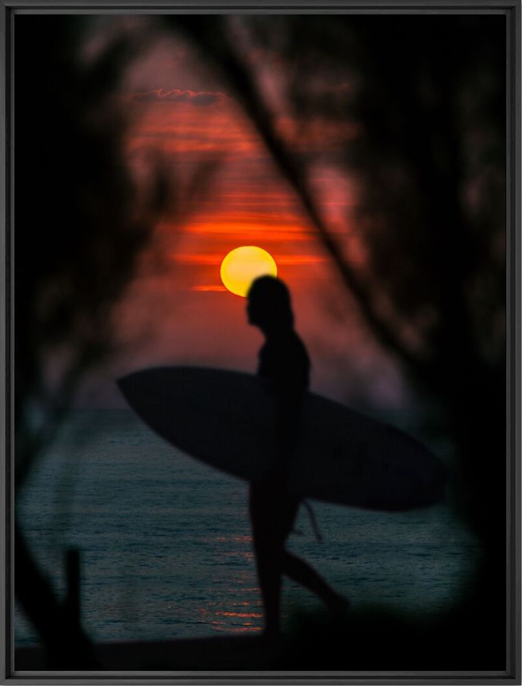 Haloed shadow - SergDady  - Photographie