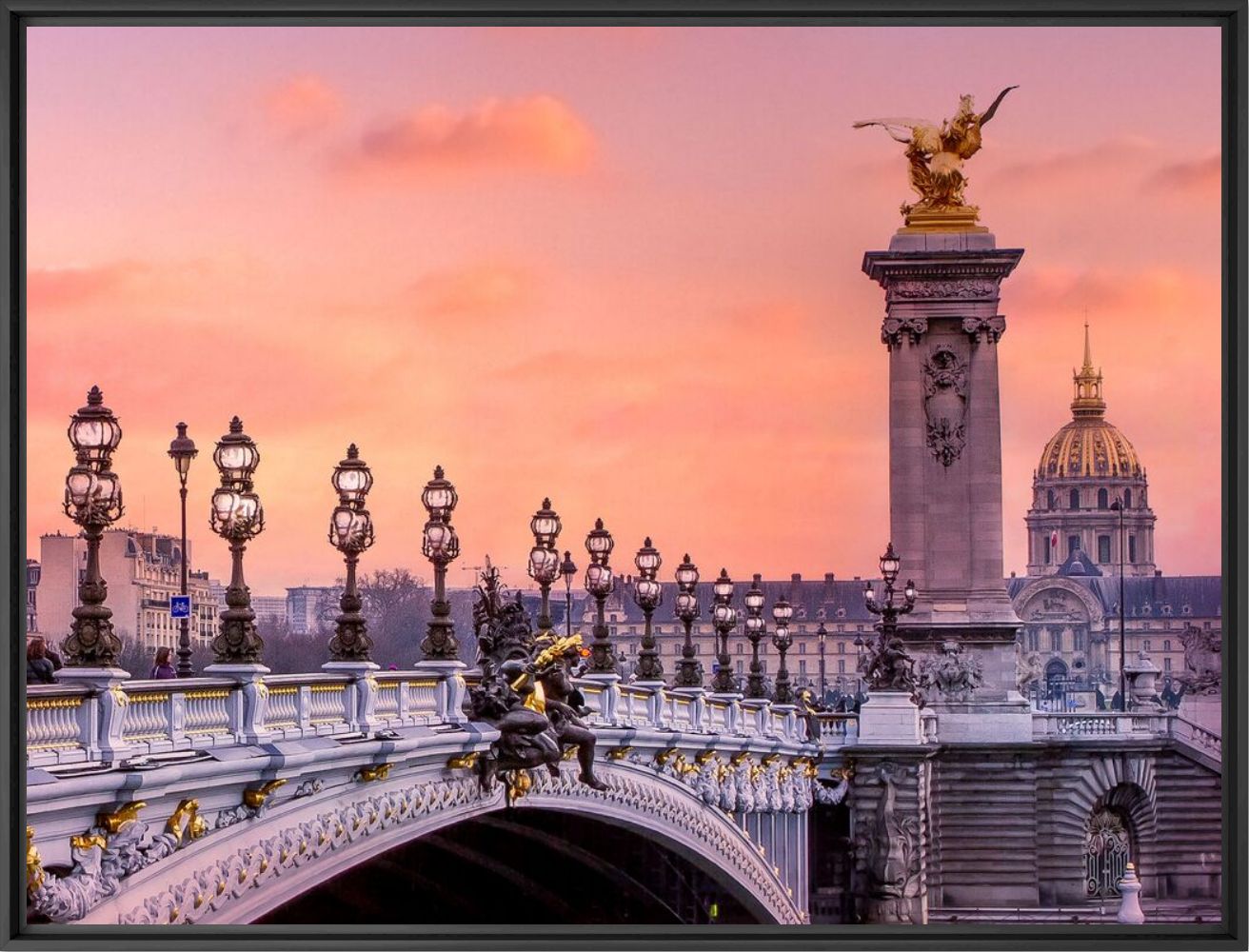 Pink sunset on the bridge  - SERGE RAMELLI - Photograph
