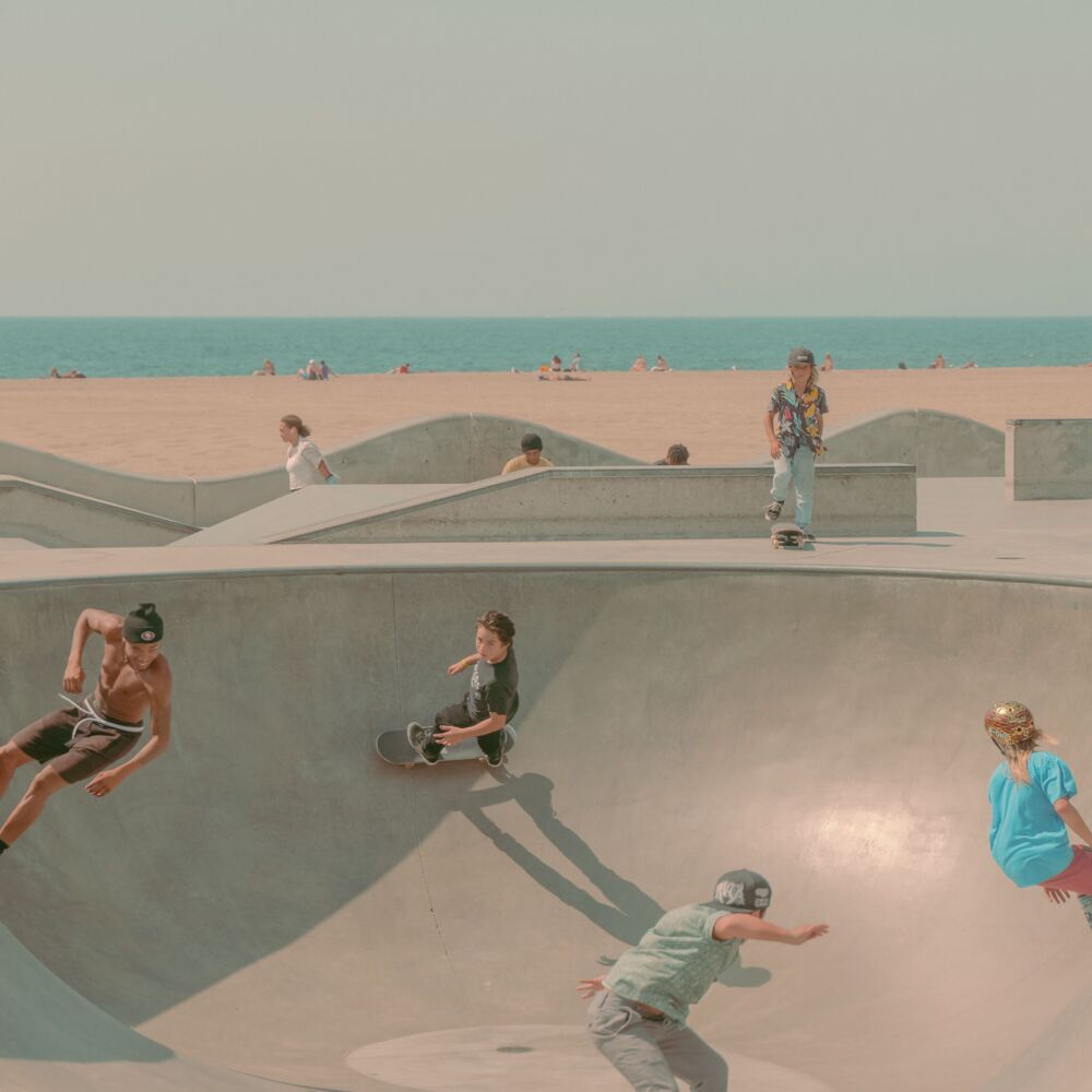 SKATERS OF VENICE BEACH
