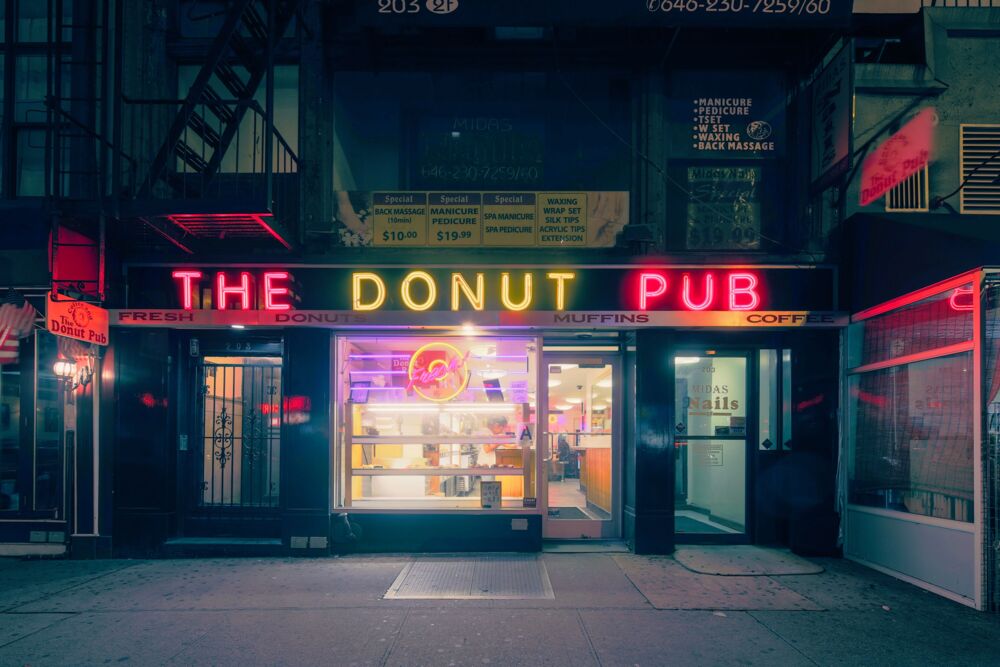 The donut pub, NYC 2 