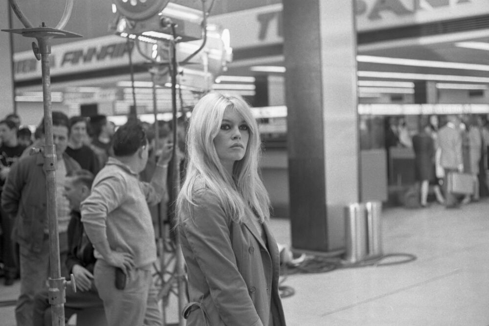 Brigitte Bardot pendant le tournage de "A c&oelig;ur joie", 1966