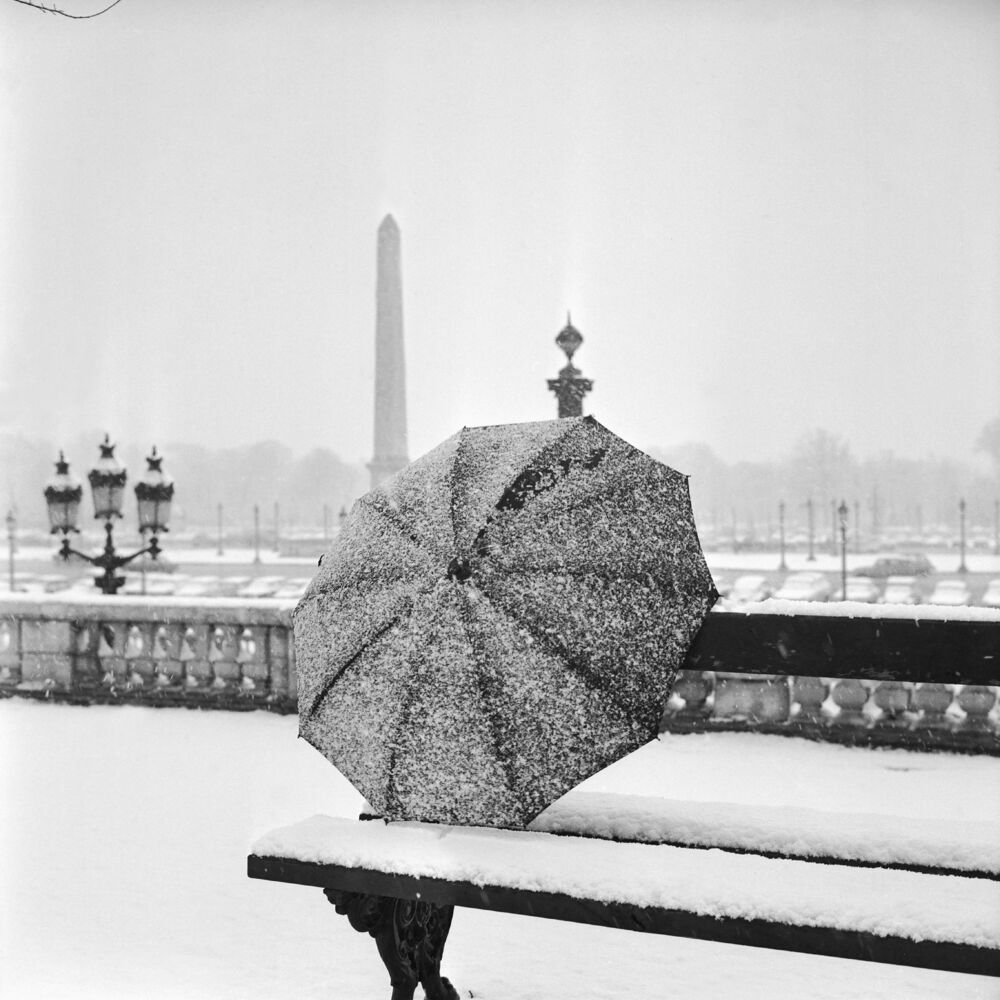 Chutes de neige sur la place de la Concorde Paris 1970