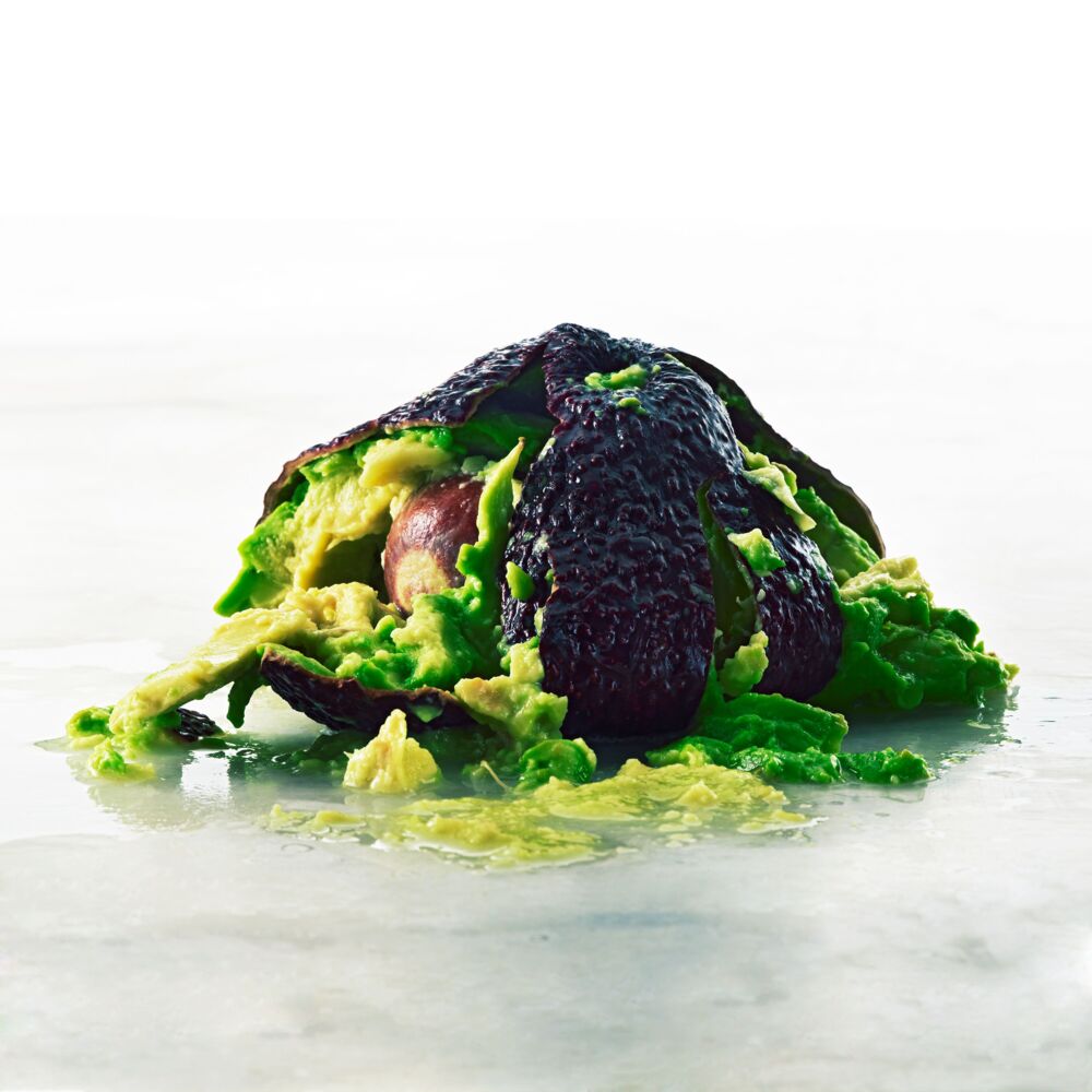 FOOD WASTE AVOCADO