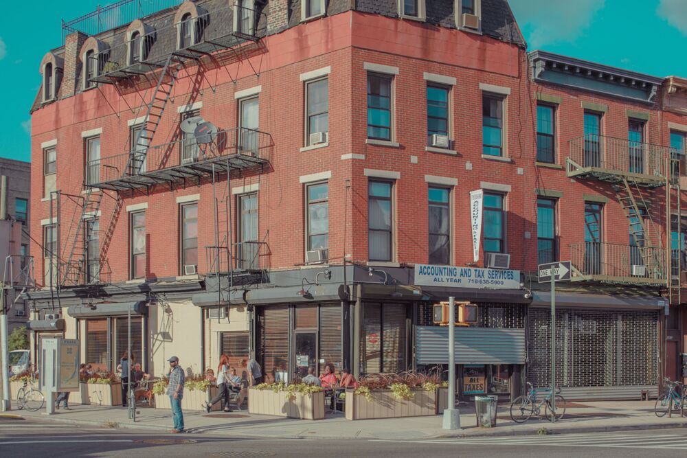 AFTERNOON MOMENT IN BROOKLYN