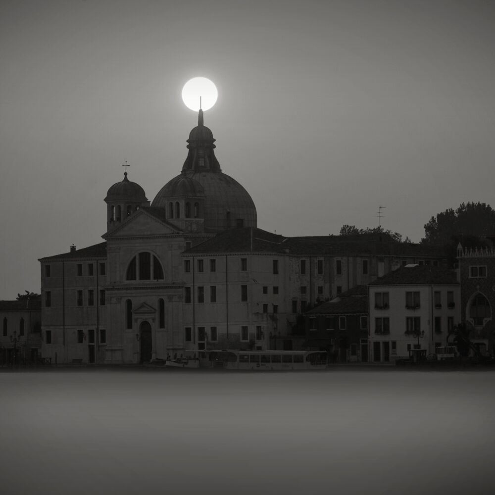Church at Sunrise, Venise
