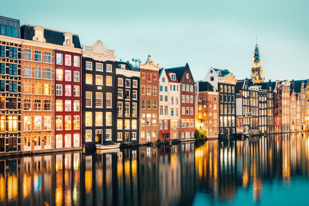 Damrak Amsterdam