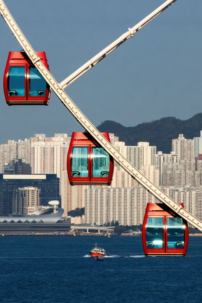 Suspended city