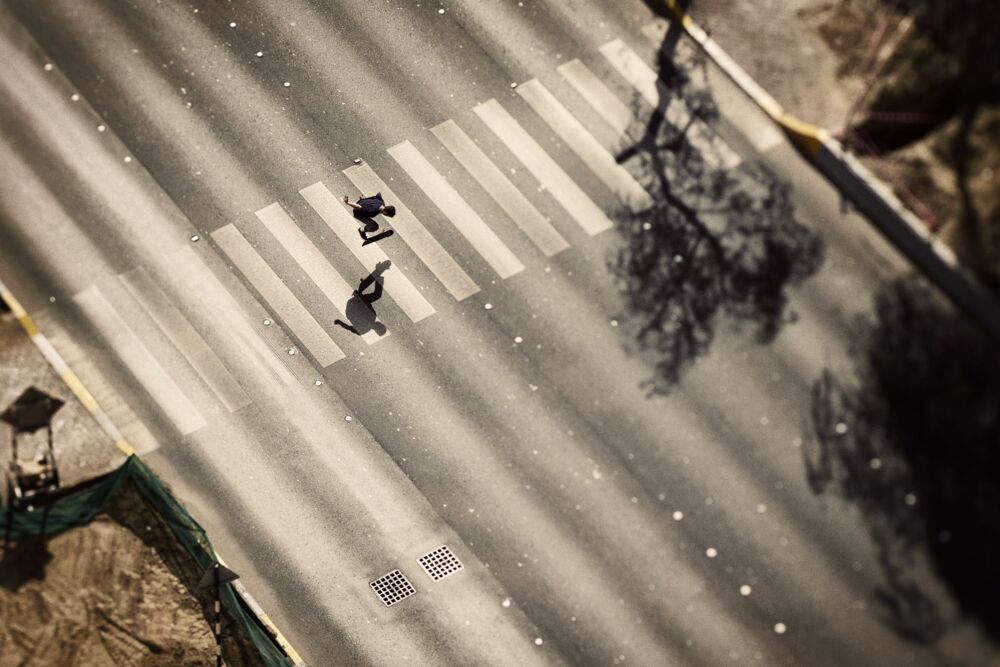 Marcus Marcoux white stripes kickflip 