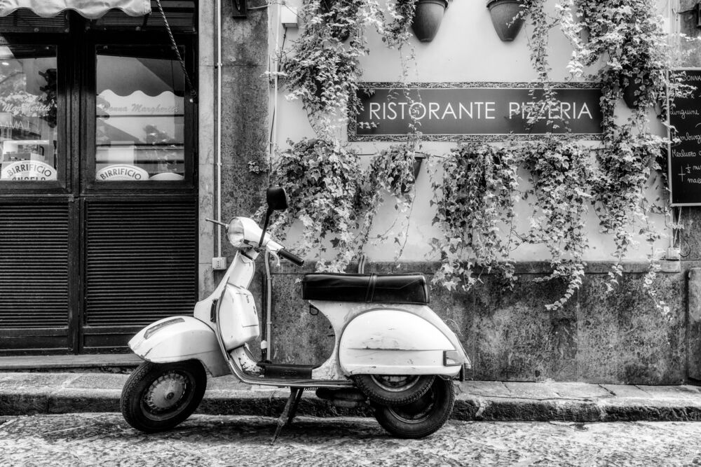 NAPOLI-VESPA OVVIAMENTE