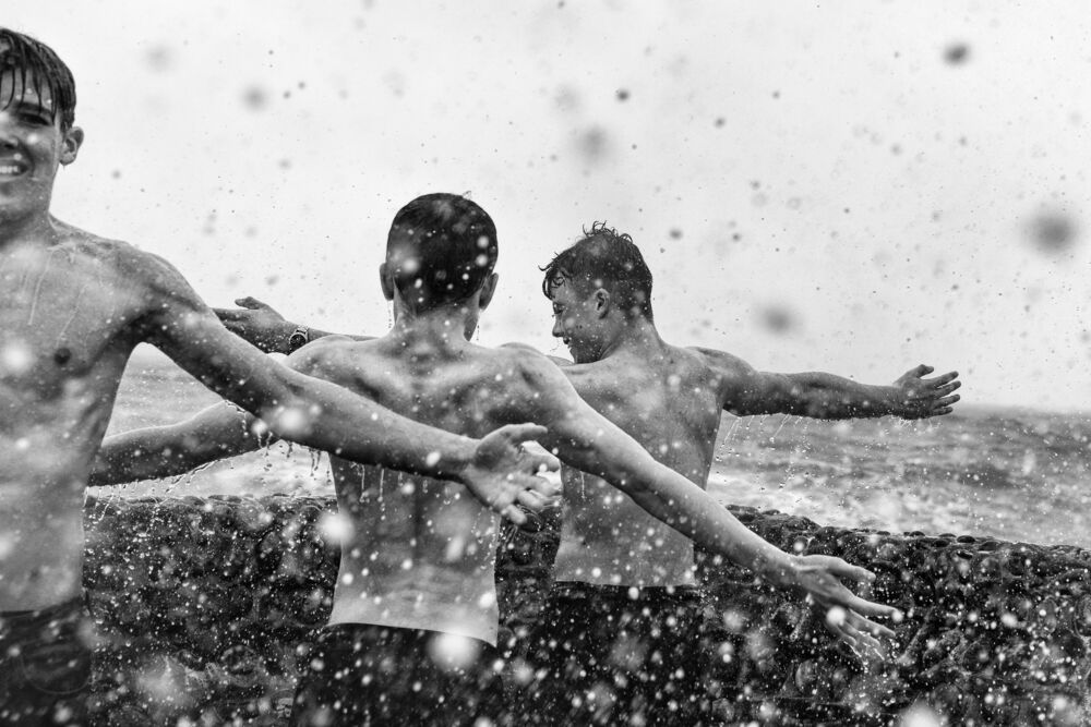 Saltwater revelry