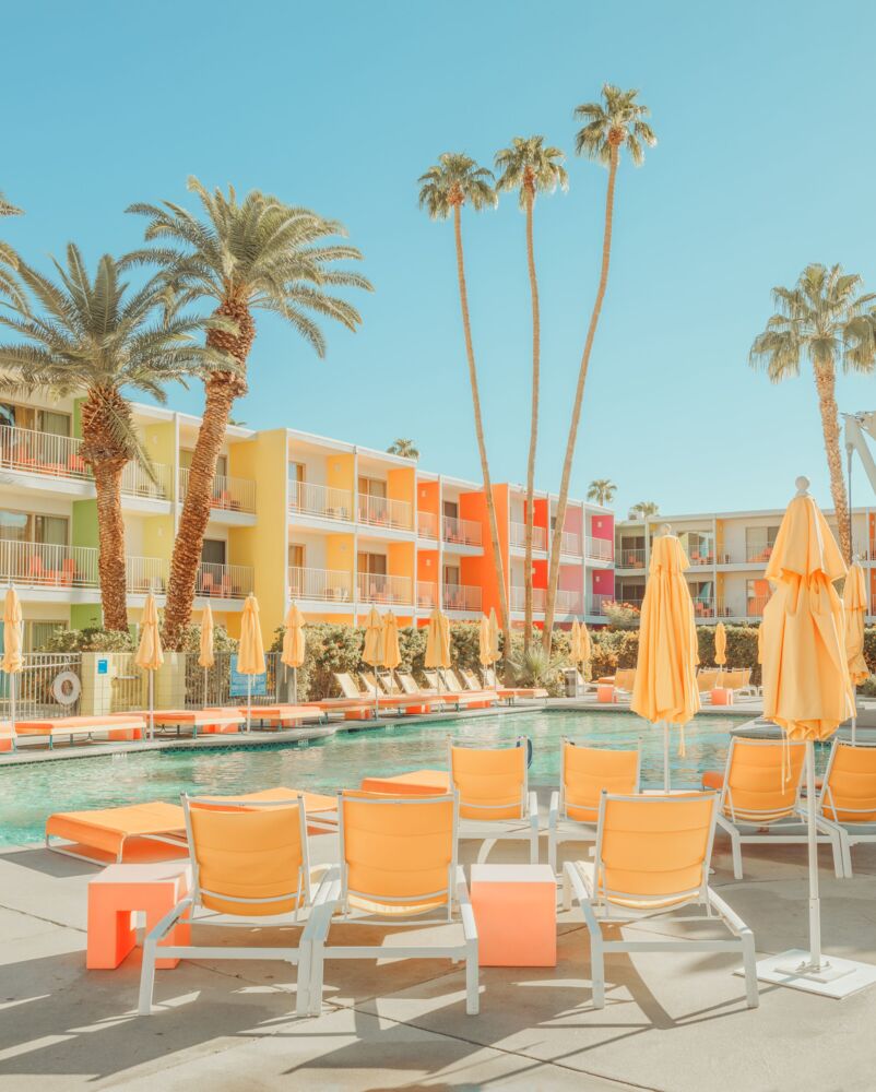 PALM SPRINGS ICONIC POOL III