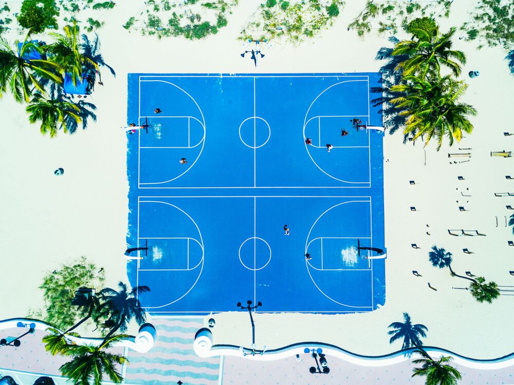 FORT LAUDERDALE COURTS