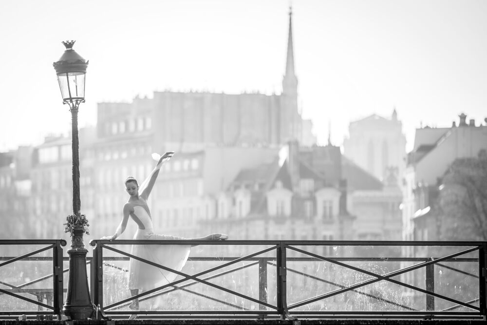 Ballerina in Paris