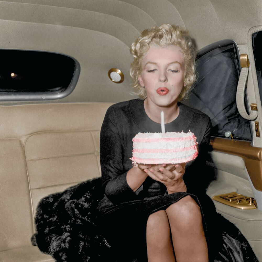 MARILYN MONROE HAPPY BIRTHDAY