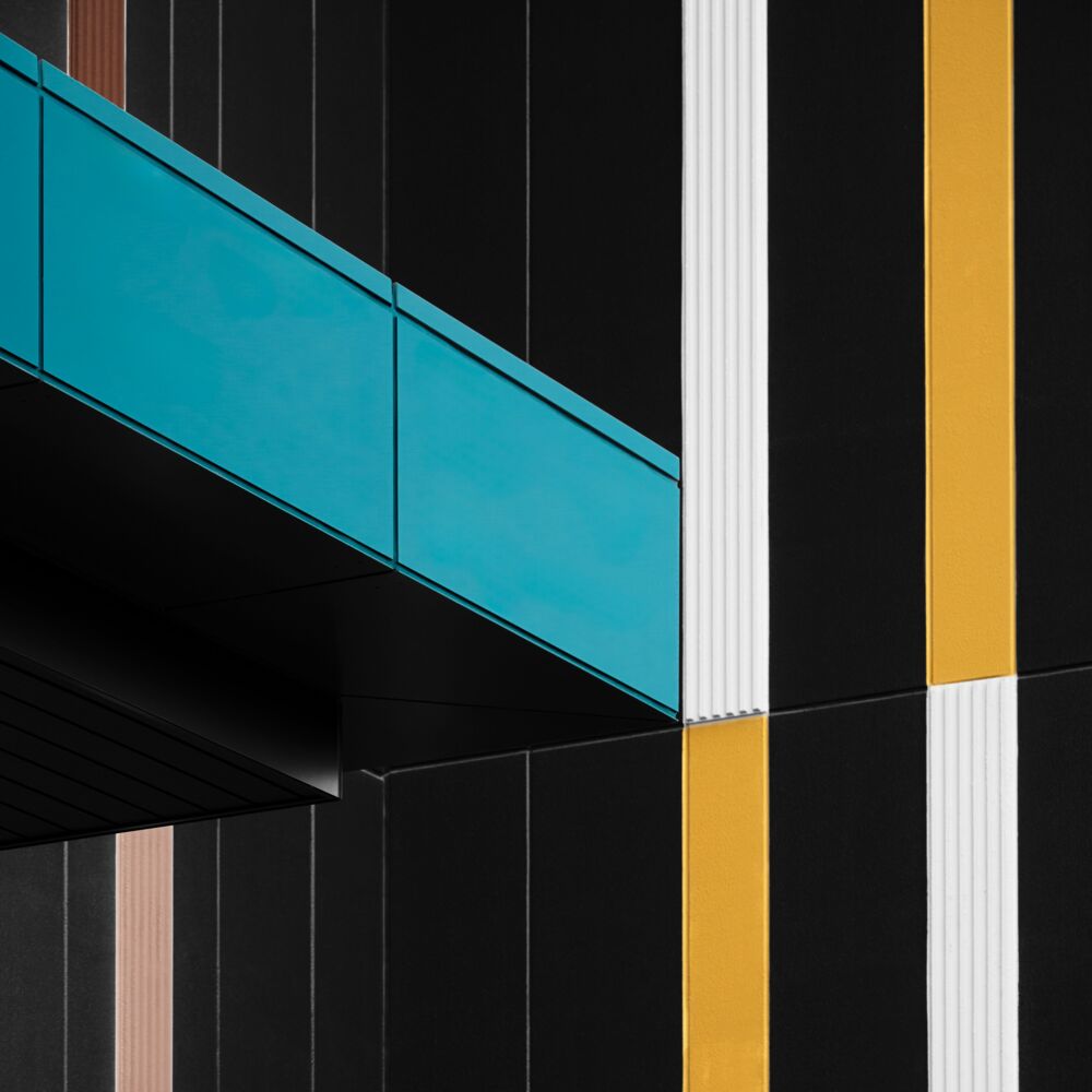 Geometric wall