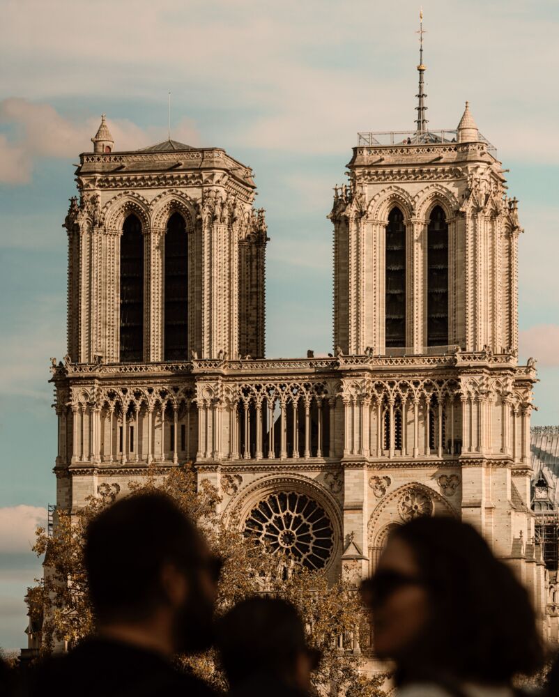 Ombres &agrave; Notre-Dame