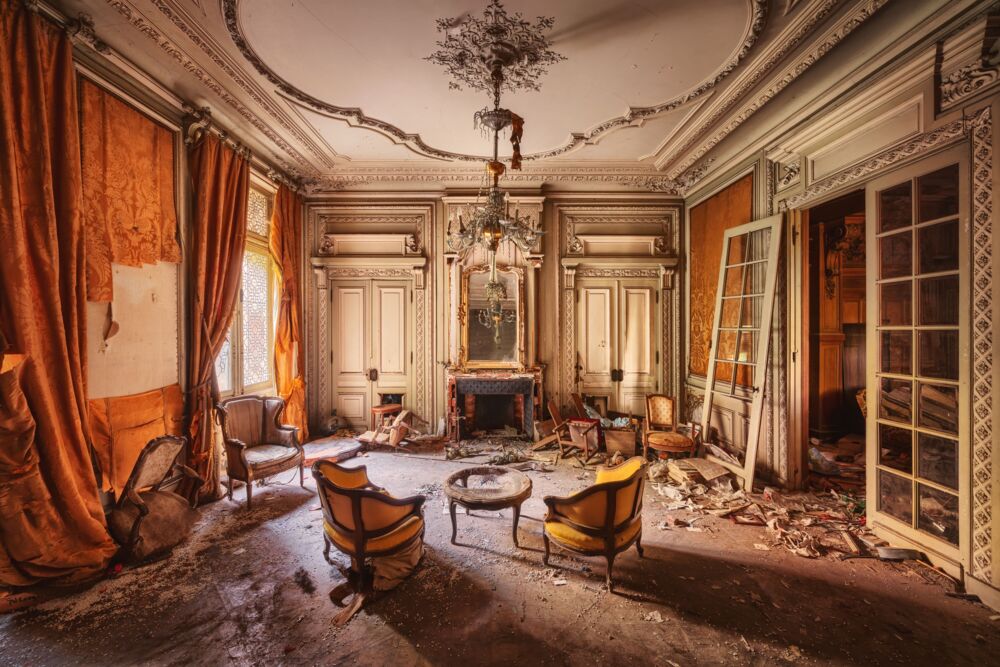LE SALON