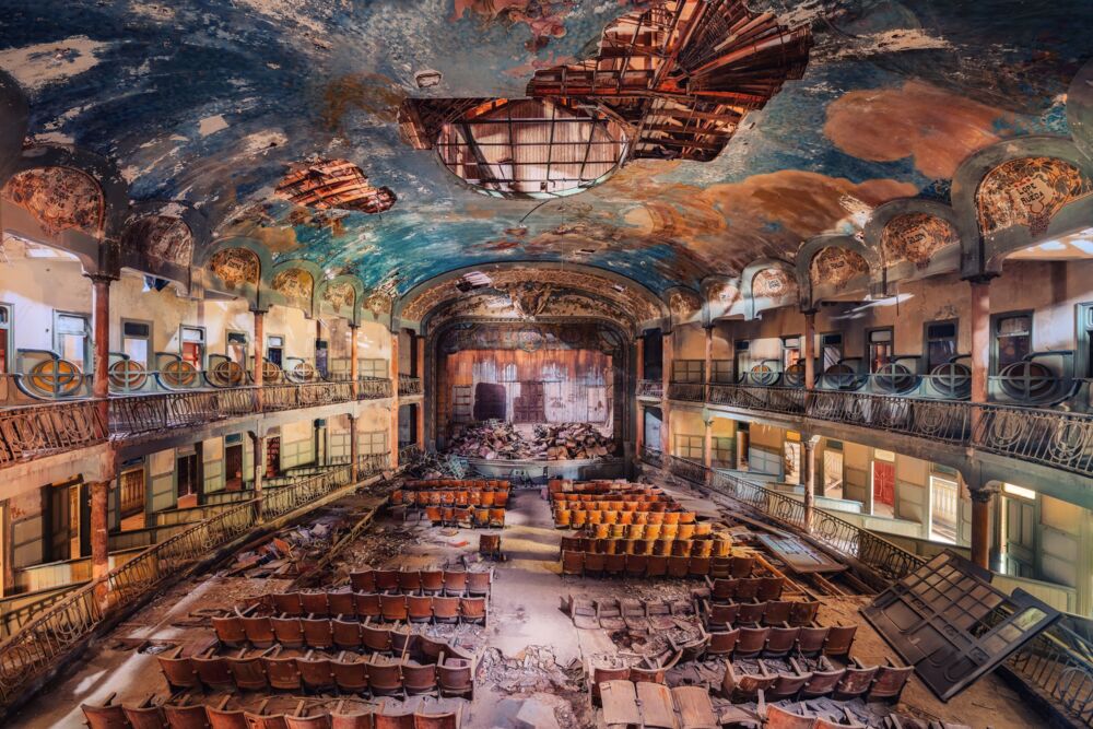 THE POETS THEATRE