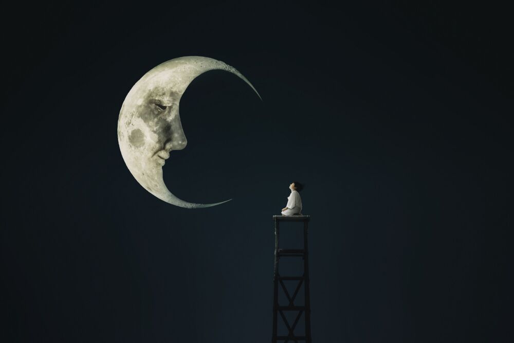 Talk to the moon