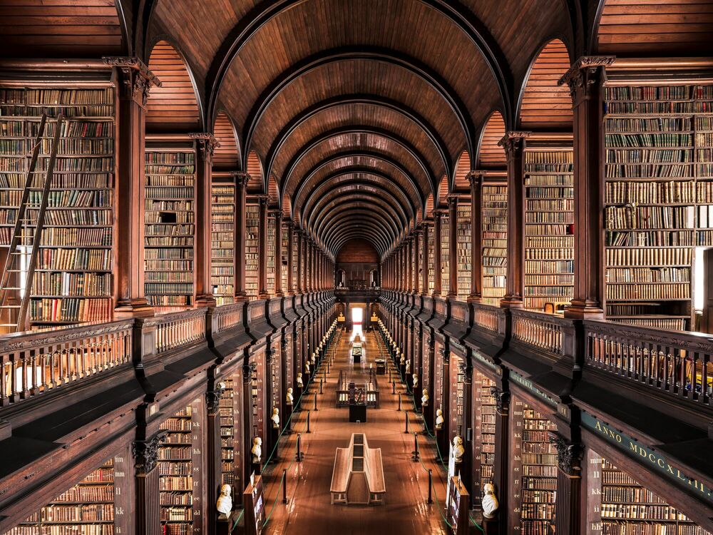 TRINITY COLLEGE LIBRARY